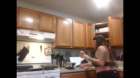 MissMona online show from 05-17-26, 11:01