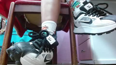 TELL ME MISS online show from 03-23-26, 11:31