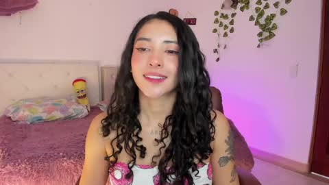 Snapshot of misstexass_ chatting on 05-07-26, 04:45 Natalie Texass indepedent model online show from 05-07-26, 04:45