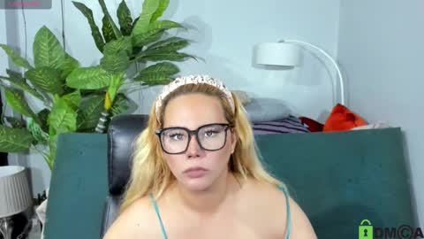 Amanda . online show from 02-27-25, 05:13