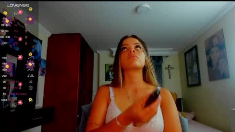 missvalery1 online show from 05-26-26, 11:45
