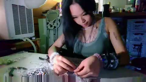 Miss Versatile online show from 04-30-26, 08:57