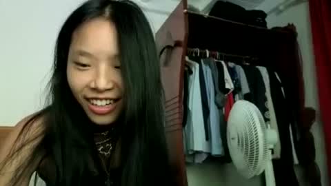 Miss Versatile online show from 07-12-26, 08:33