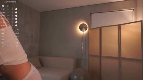 Snapshot of mist_mia chatting on 02-01-26, 06:06 Mia online show from 02-01-26, 06:06