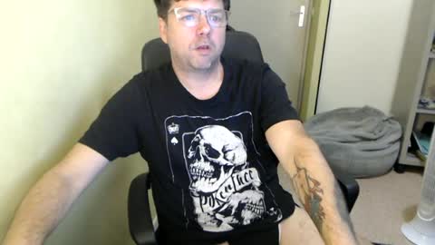 Snapshot of mistercoeur1 chatting on 06-21-26, 08:39 mistercoeur online show from 06-21-26, 08:39