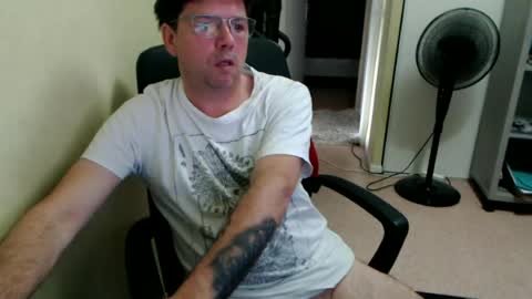 Snapshot of mistercoeur1 chatting on 06-24-26, 07:29 mistercoeur online show from 06-24-26, 07:29
