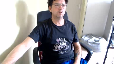 Snapshot of mistercoeur1 chatting on 07-25-26, 09:29 mistercoeur online show from 07-25-26, 09:29