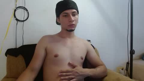 mistermike_69 online show from 04-13-26, 09:53