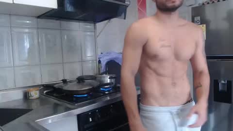 mistersam33 online show from 02-10-25, 05:09