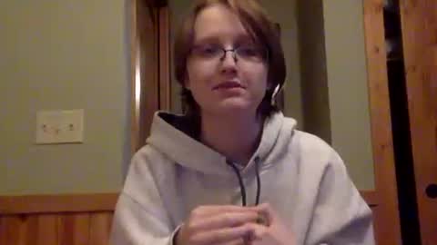 Lassie Cassie online show from 06-03-26, 12:24