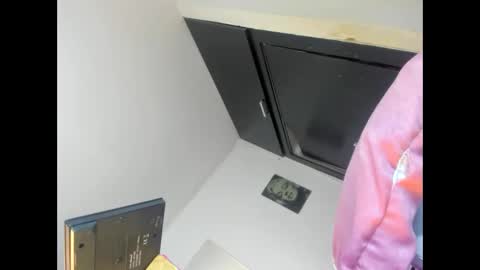 NAHOMY  online show from 04-01-26, 07:33