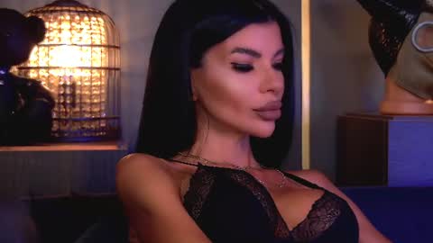 Elenia online show from 07-16-26, 01:06