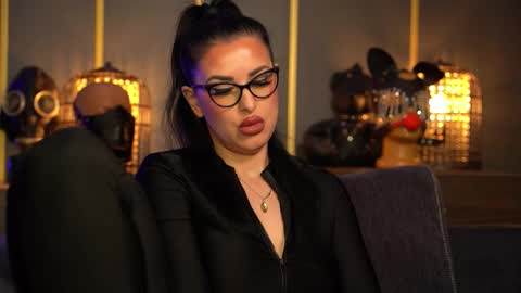 Mistress Kelly online show from 03-08-26, 02:04