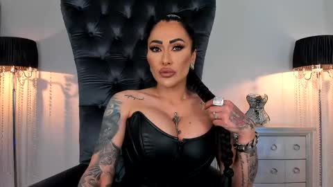 Snapshot of mistresskennya chatting on 05-11-26, 06:49 mistresskennya online show from 05-11-26, 06:49