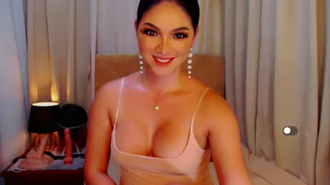 Leah online show from 12-05-24, 02:42