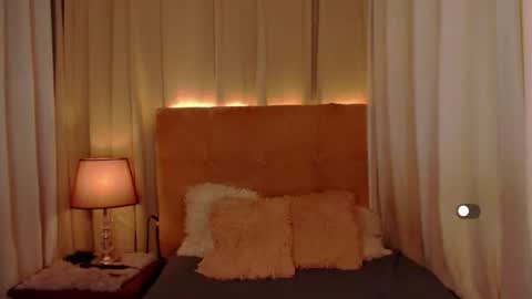 Leah online show from 05-11-26, 02:45