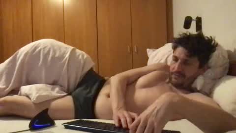 Mitchel New online show from 03-28-26, 01:05