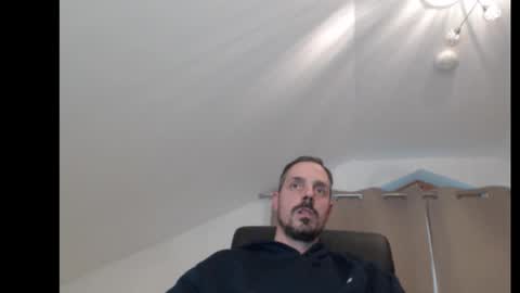 Snapshot of mitsch01 chatting on 12-03-25, 02:59 Mitsch online show from 12-03-25, 02:59