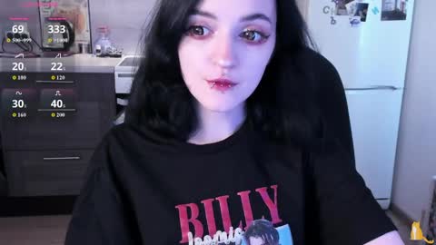 lina. online show from 06-09-26, 10:49