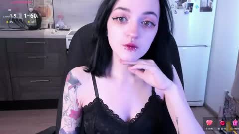 lina. online show from 06-11-26, 10:57
