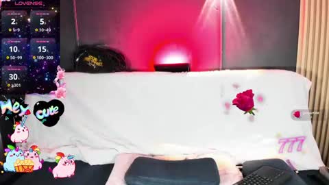 Snapshot of mix_carmilla chatting on 06-30-26, 04:35 mix_carmilla online show from 06-30-26, 04:35