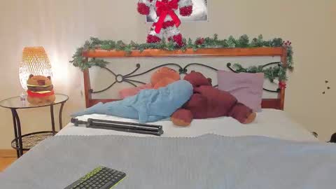 Miya online show from 01-12-26, 01:55