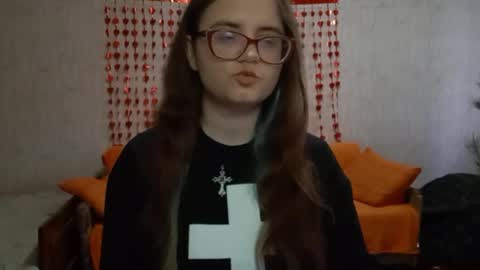 Snapshot of miyabe chatting on 05-02-26, 09:58 Milana online show from 05-02-26, 09:58