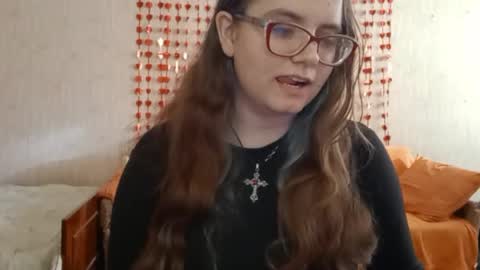 Snapshot of miyabe chatting on 05-18-26, 03:07 Milana online show from 05-18-26, 03:07