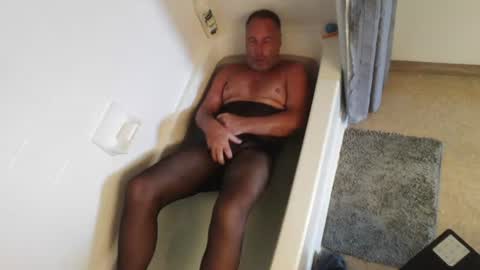 Snapshot of mjeffrey460699861 chatting on 07-05-26, 02:02 mjeffrey460699861 online show from 07-05-26, 02:02