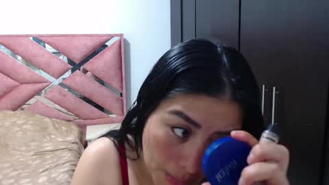 Snapshot of moan_sex1 chatting on 05-05-26, 04:09 Catalina online show from 05-05-26, 04:09