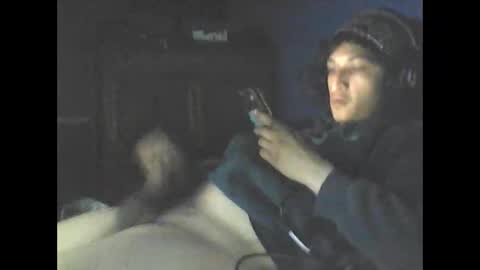 mochaandcreme online show from 05-20-26, 03:02