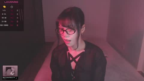 Snapshot of modjo_ chatting on 06-20-26, 05:54 Modjo online show from 06-20-26, 05:54