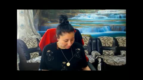 moistmady online show from 05-20-26, 10:32