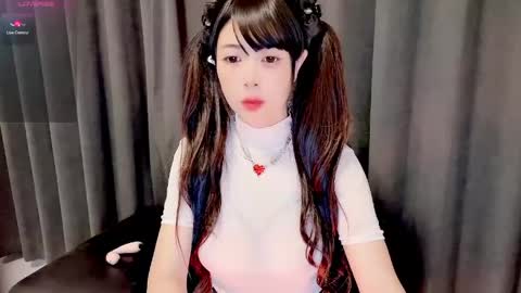 Snapshot of moli666 chatting on 06-03-26, 12:57 Alice online show from 06-03-26, 12:57