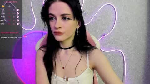 Molly - online show from 05-25-26, 03:45