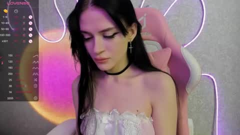 Molly - online show from 07-18-26, 03:11