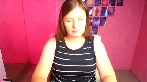 Molly online show from 08-08-26, 06:15