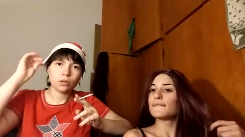 Molly Pop online show from 12-26-24, 02:01