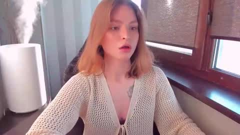 Snapshot of mollydangerous chatting on 01-10-26, 11:34 Taisha online show from 01-10-26, 11:34