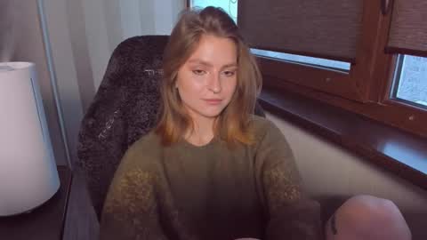 Snapshot of mollydangerous chatting on 01-11-26, 12:21 Taisha online show from 01-11-26, 12:21