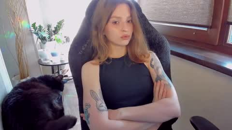 Snapshot of mollydangerous chatting on 05-09-26, 06:18 Taisha online show from 05-09-26, 06:18
