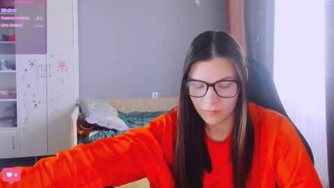  KIRA  online show from 02-24-26, 05:49