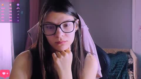  KIRA  online show from 03-26-26, 05:57