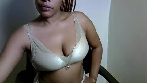 mollyn online show from 03-08-26, 04:33