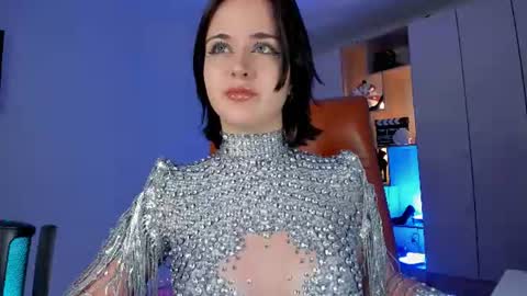 Snapshot of mollyposh chatting on 06-26-26, 08:24 Molly online show from 06-26-26, 08:24