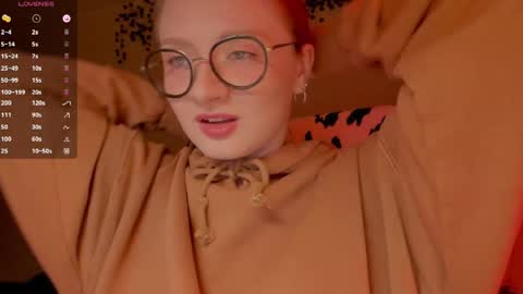 mollytucker online show from 04-17-26, 05:16