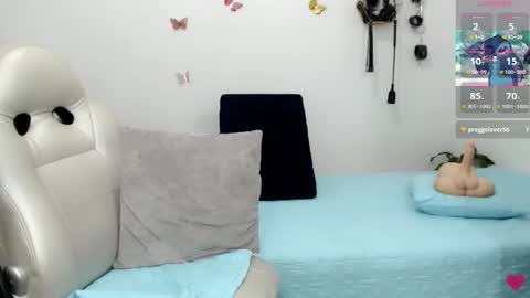 Snapshot of mom_17 chatting on 03-11-26, 10:05 Celeste online show from 03-11-26, 10:05