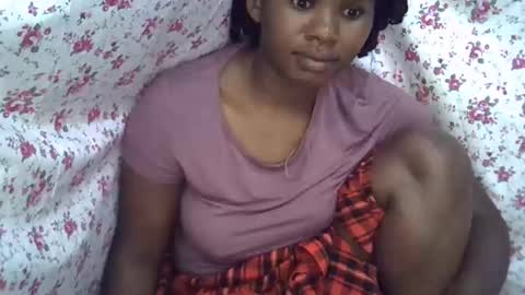 momsdoll online show from 02-11-26, 09:25