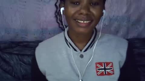 momsdoll online show from 02-25-26, 05:39