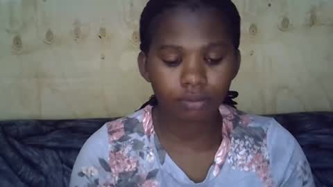 momsdoll online show from 05-24-26, 06:29